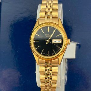 Pulsar Gold Tone Black Dial Ladies Watch Diver Style Coin Edge Bezel
